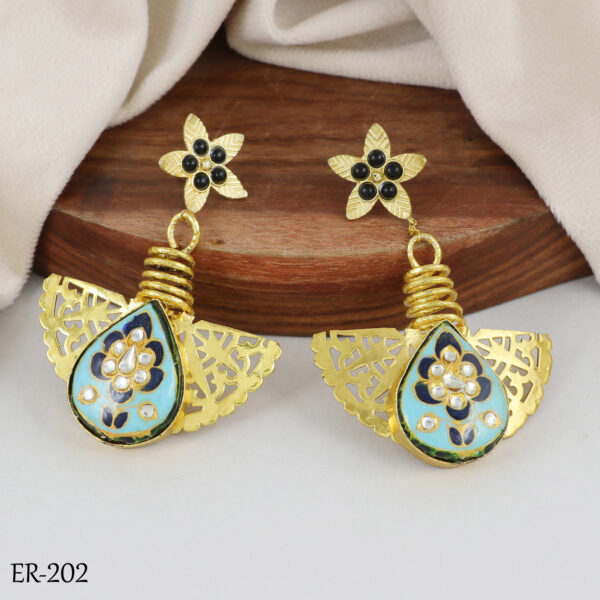Kohinoor Earrings